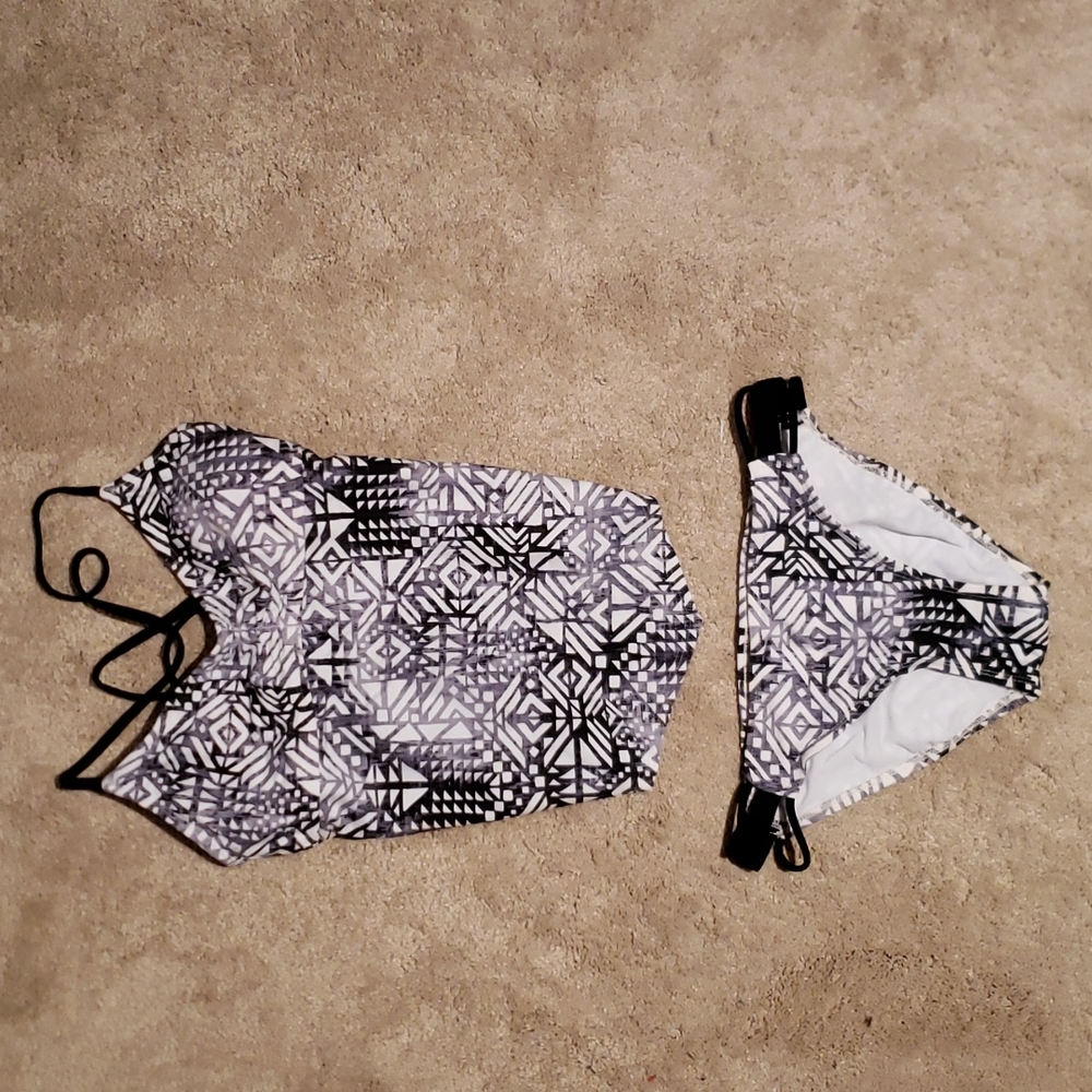Strappy tankini bikini black and white small